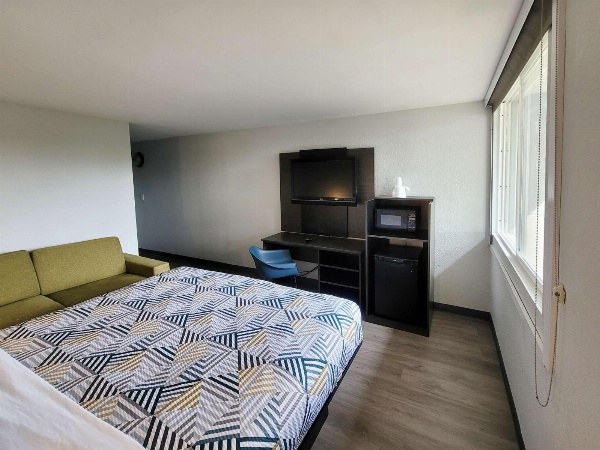 Motel 6 Jackson, TN image 7